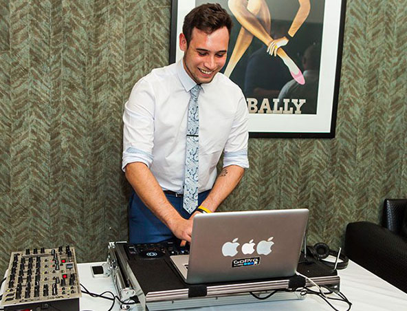 Melbourne Wedding DJ - Daniel